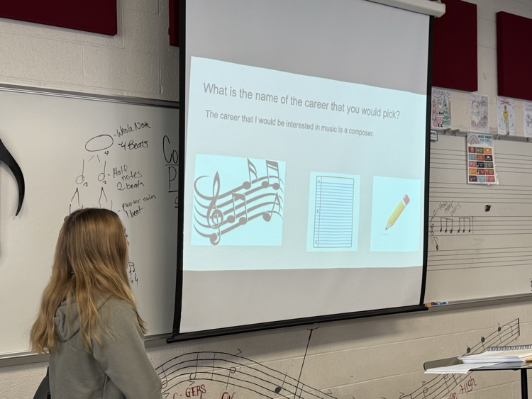 Kara Knapke presenting her research.