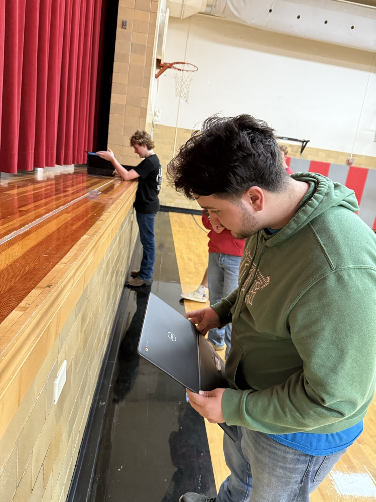 Geometry Students finding the “Geometry All Around Us”