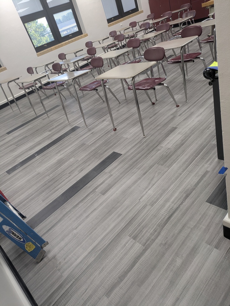 New floors and paint!