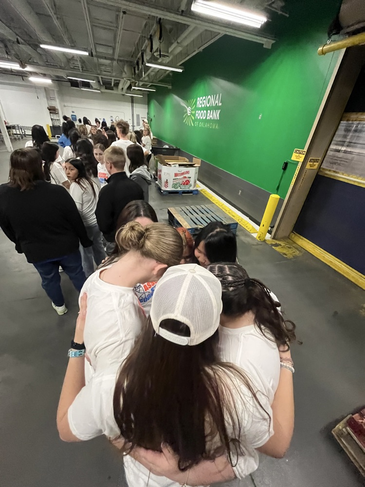 StuCo Thunder Days of Service