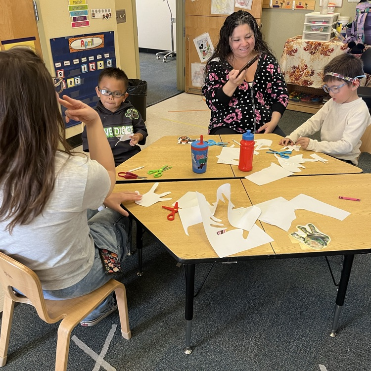 making I🩷U bunnies 