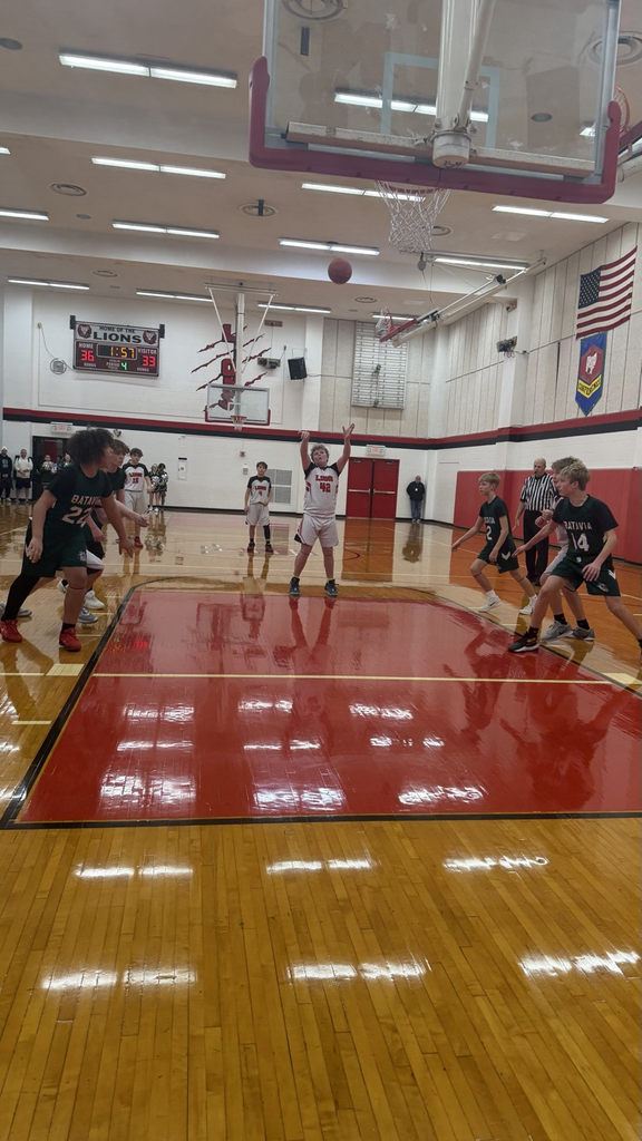 #42 JJ Hicks makes a free throw.