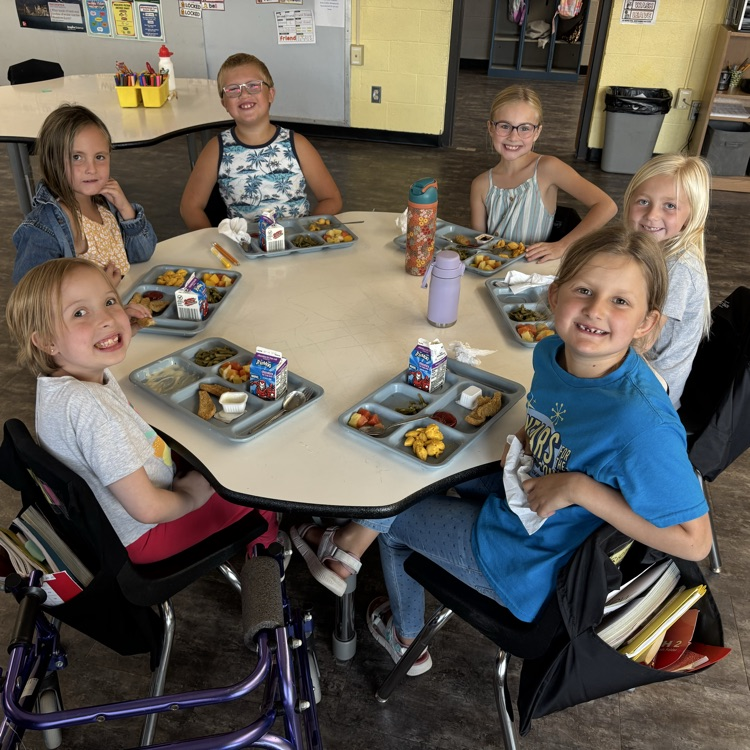 Second grade filled their star jar for good behavior and earned a special lunch with their teacher in the classroom! 