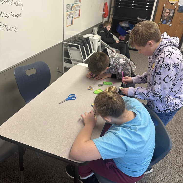 Chilly weather calls for indoor recess. Mrs. Johnson’s class did diamond art today