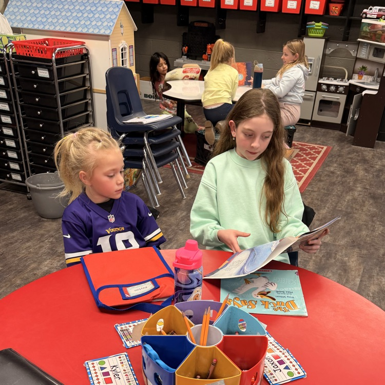 Third grade read to Mrs. Yri’s kinder class and played some card games!