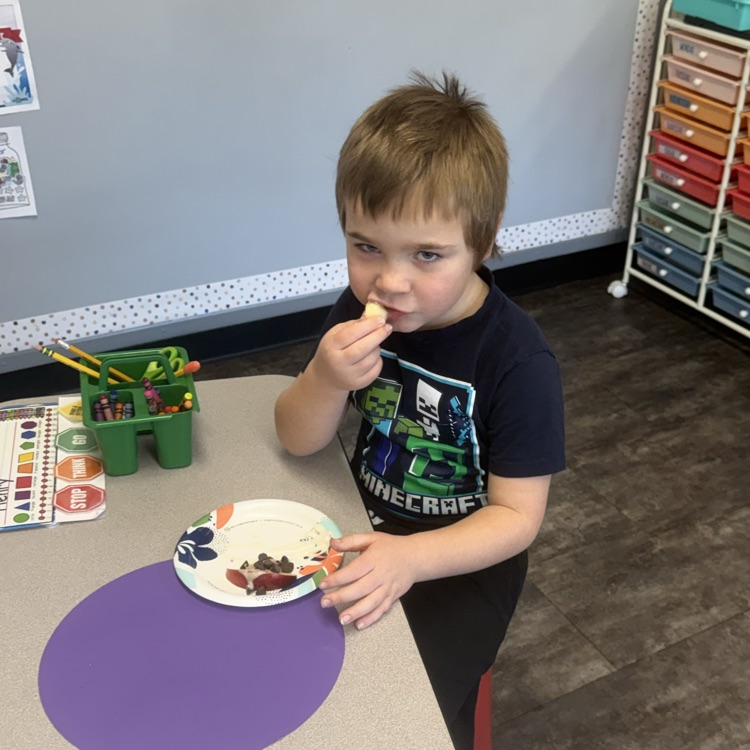 Carrie Nichols coming in to do the On the Move program. The kids get to try different foods each week.