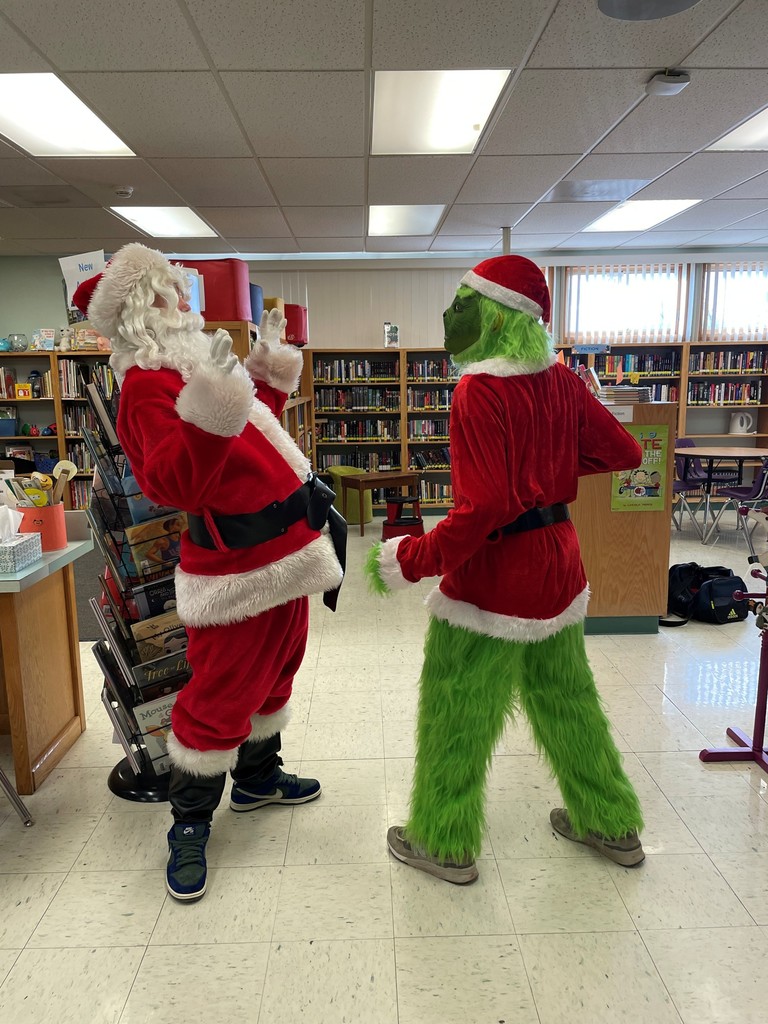 Santa and Grinch Face off
