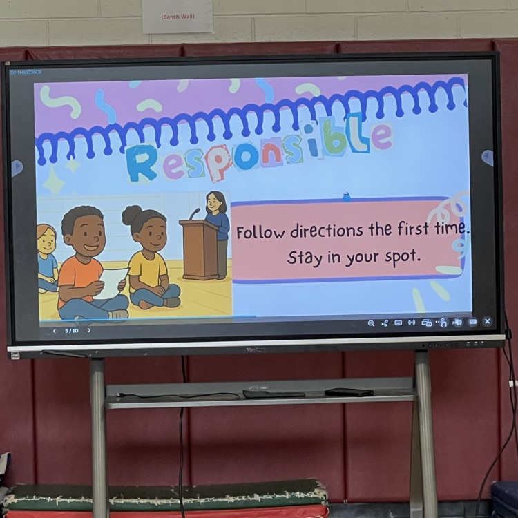 🏫