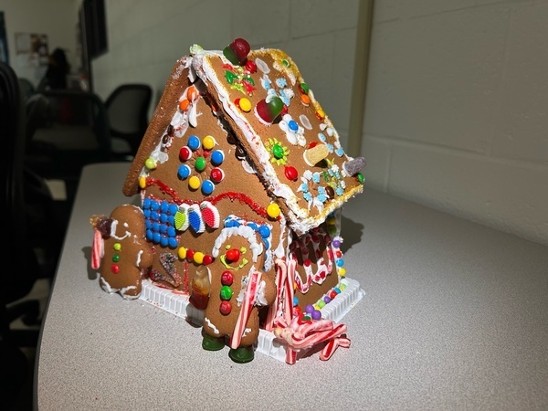 PM The Gumdrop Cottege