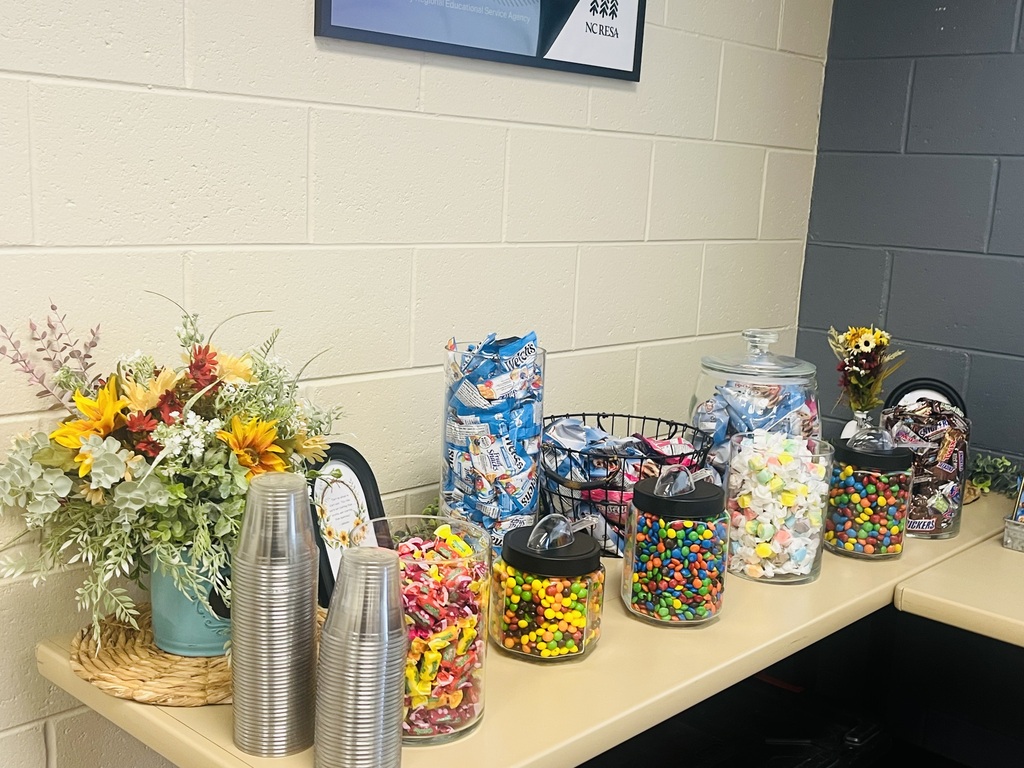 WELCOME BACK PRESCHOOL STAFF!!!