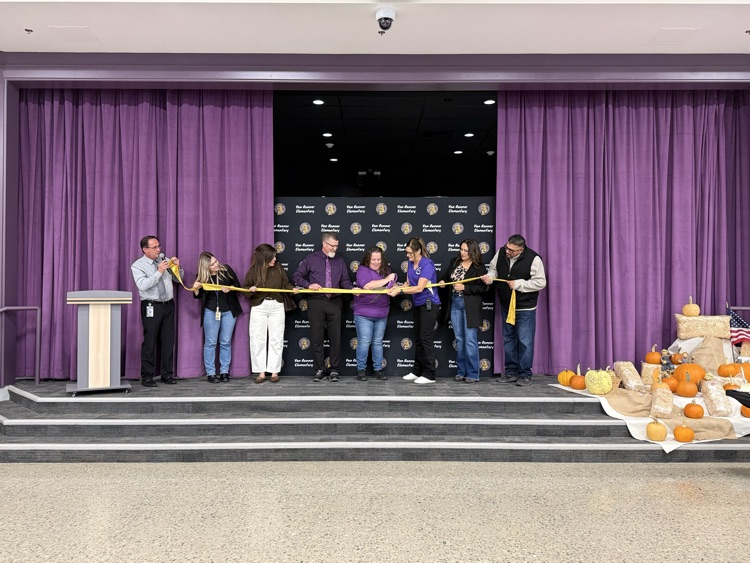 ribbon cutting ceremony