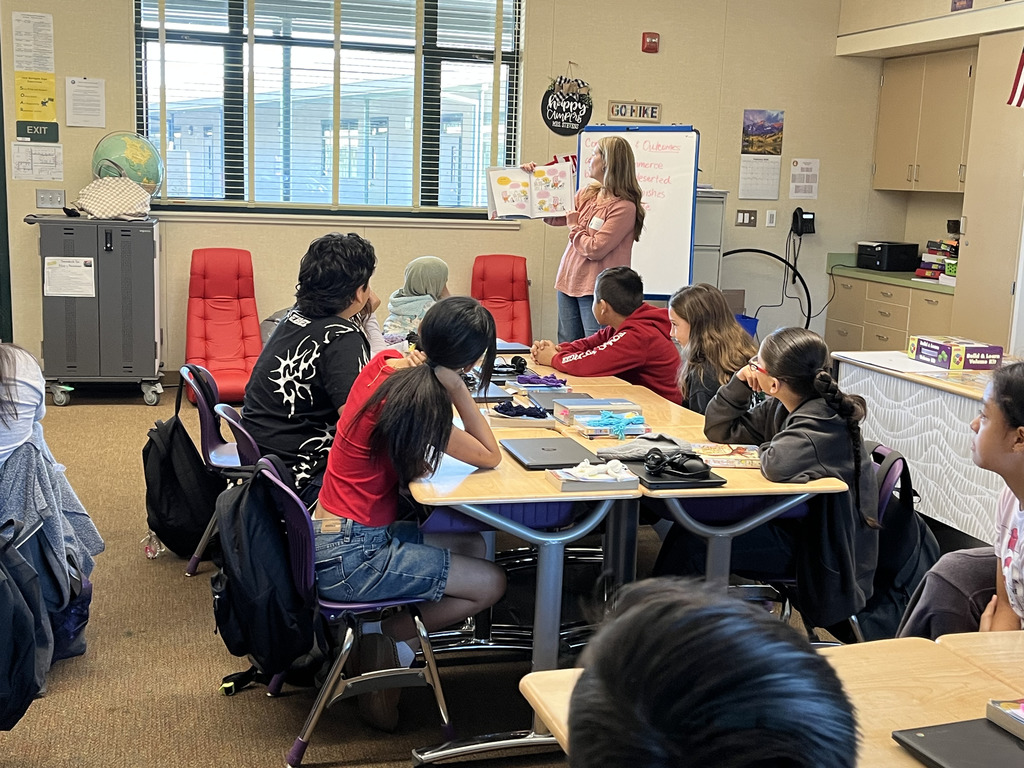 Read Across America, Dr. Seuss dress up.