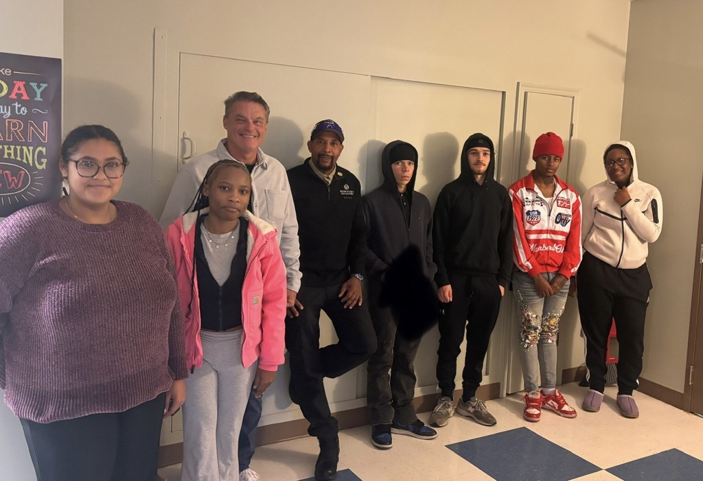 NSOI Students with Veterans