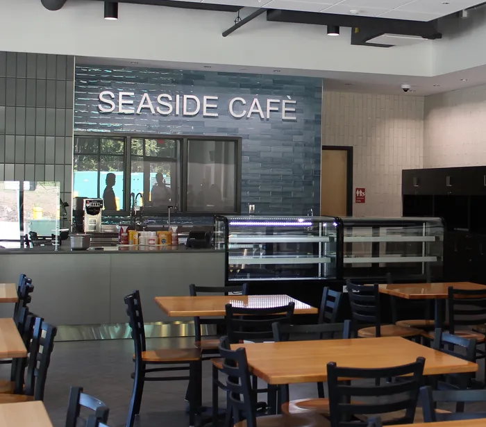 Seaside Cafe Now Open For Breakfast & Lunch