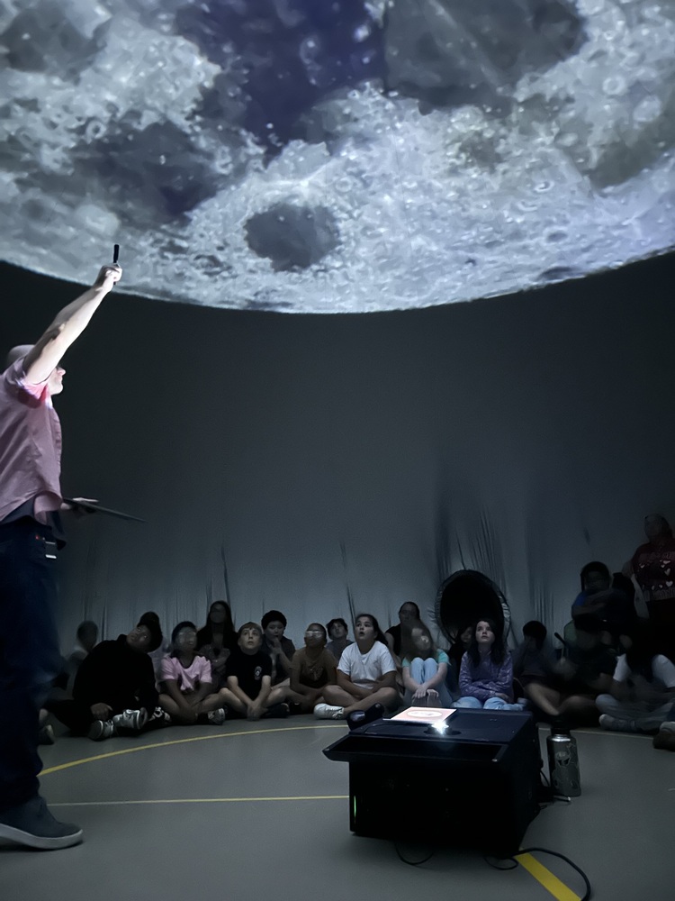 Pell Students Experience The Universe Through Immersive Planetarium Experience