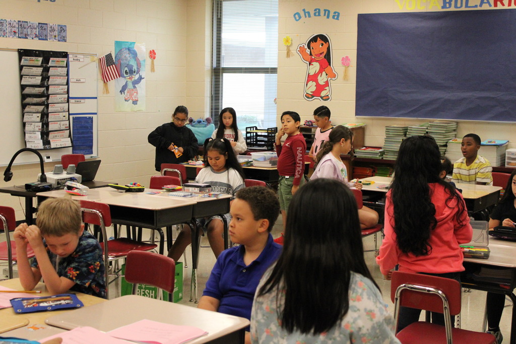 CLASSROOM LEARNING AT NORTH NEWTON