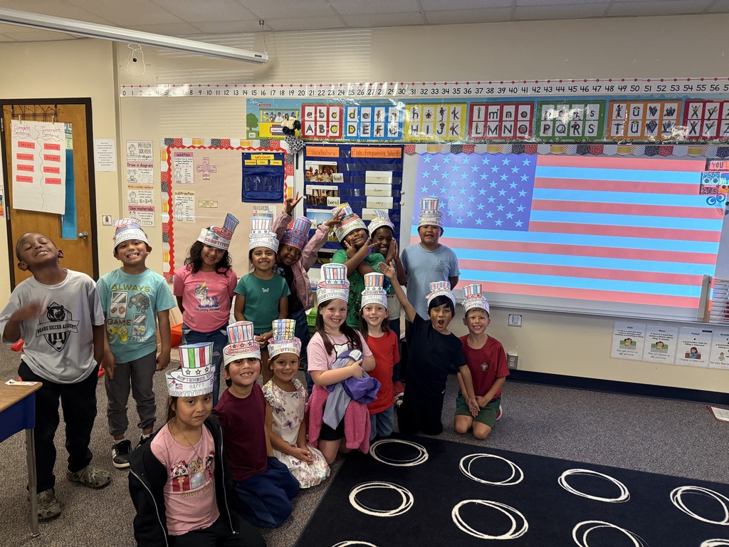 FIRST GRADERS AT NORTH NEWTON CELEBRATE CONSTITUTION DAY