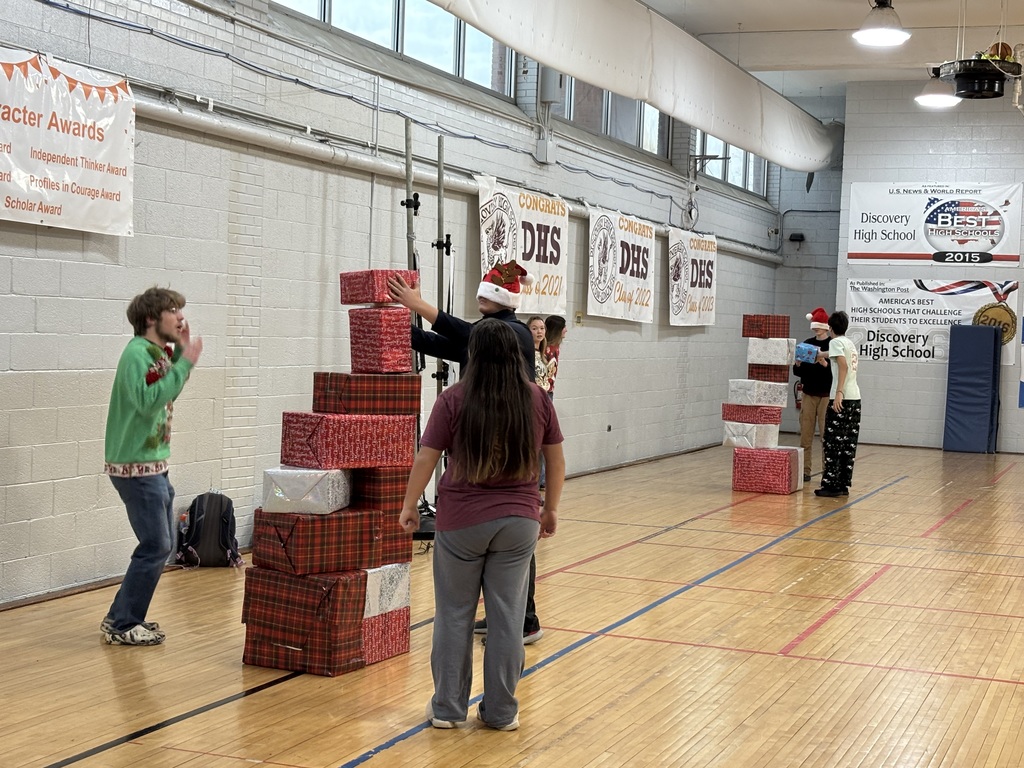 Gift stacking game during Community