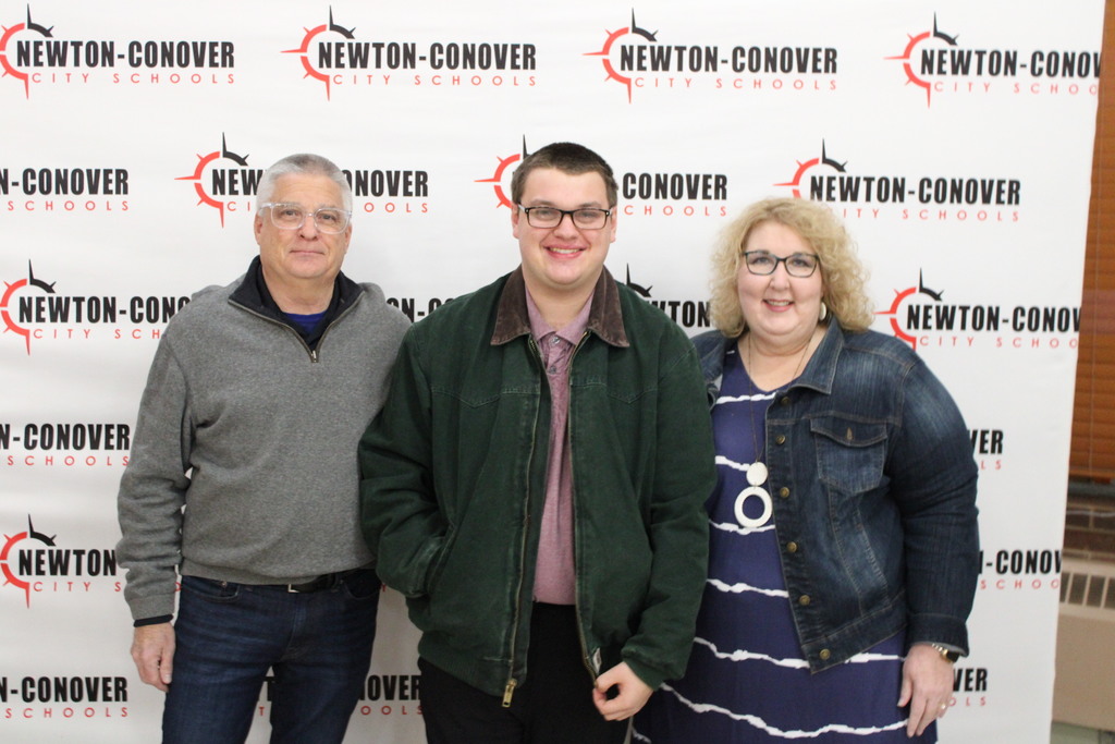 CONOVER SCHOOL SENIOR AND PARENTS 1