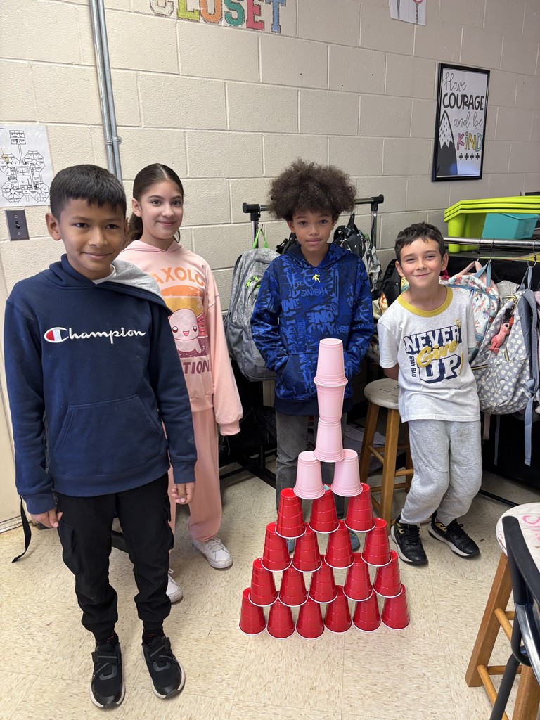 Mrs. Whiteheart's 4th grade class