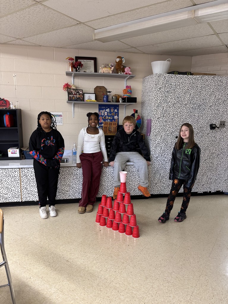 Mrs. Whiteheart's 4th grade class