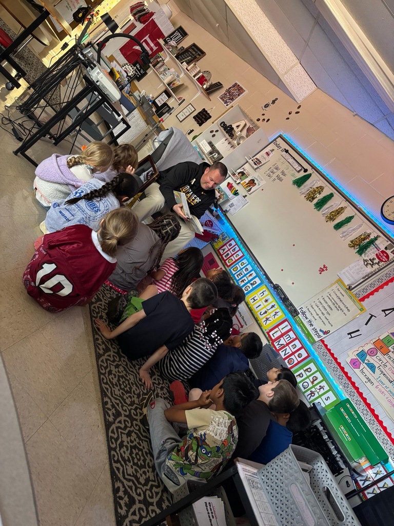 Mrs. Abernethy class throughout RAAW