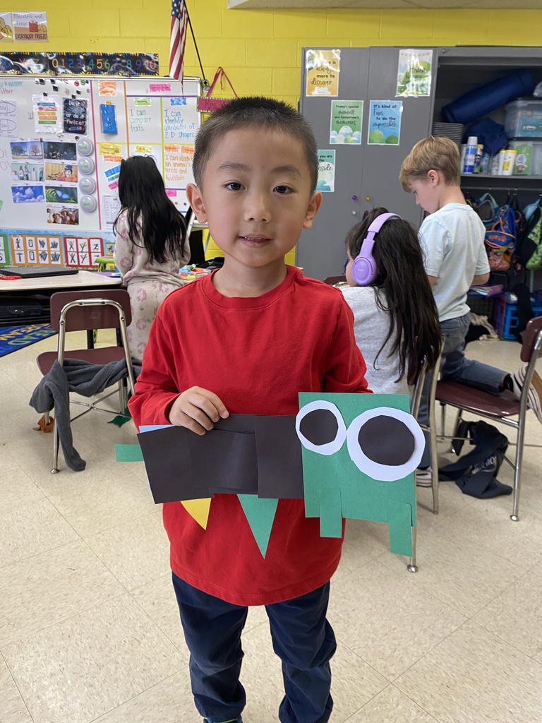 exploring 2D shapes in 1st grade