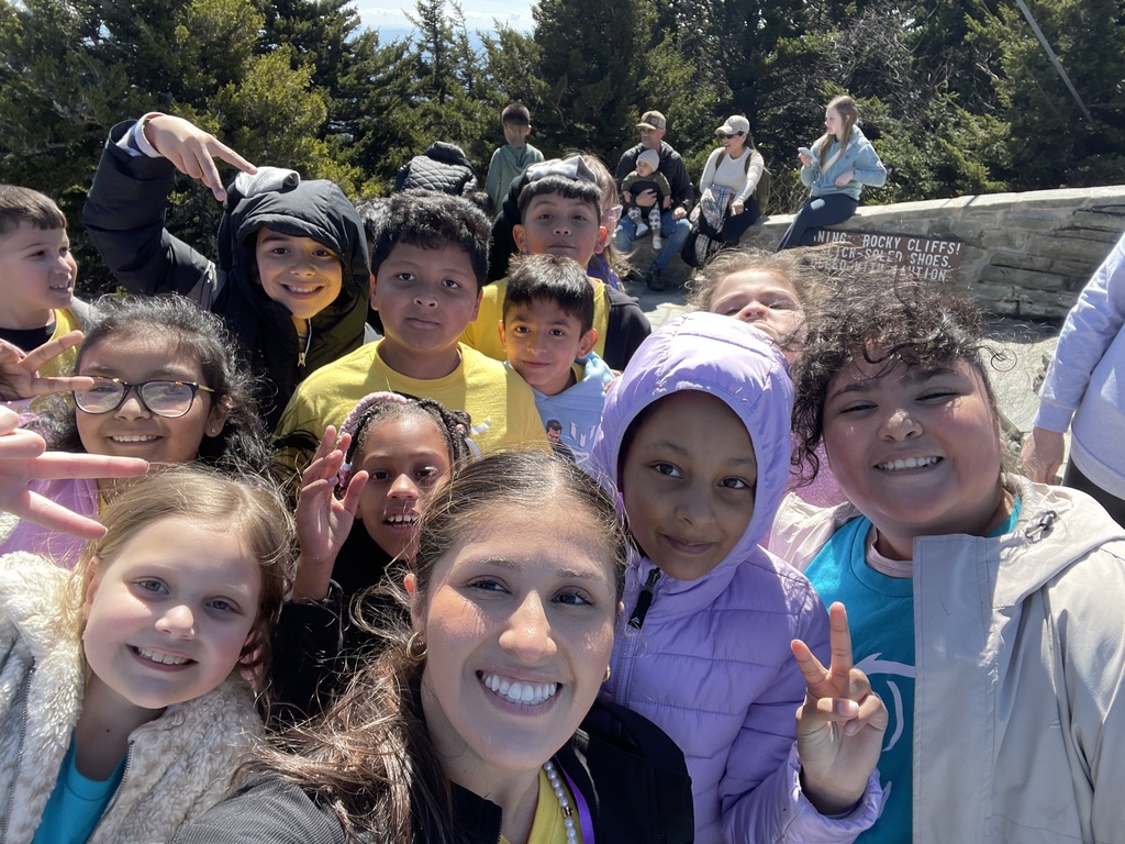 Monday was an unforgettable day for our 3rd graders as they traveled to Grandfather Mountain for an exciting field trip! ⛰️  Students had the opportunity to explore one of North Carolina’s most beautiful natural landmarks and take in the breathtaking views from the famous Mile High Swinging Bridge. For many students, it was their first time experiencing such incredible mountain scenery!  A big thank you to our teachers, staff, and parents who helped make this day possible! 💙