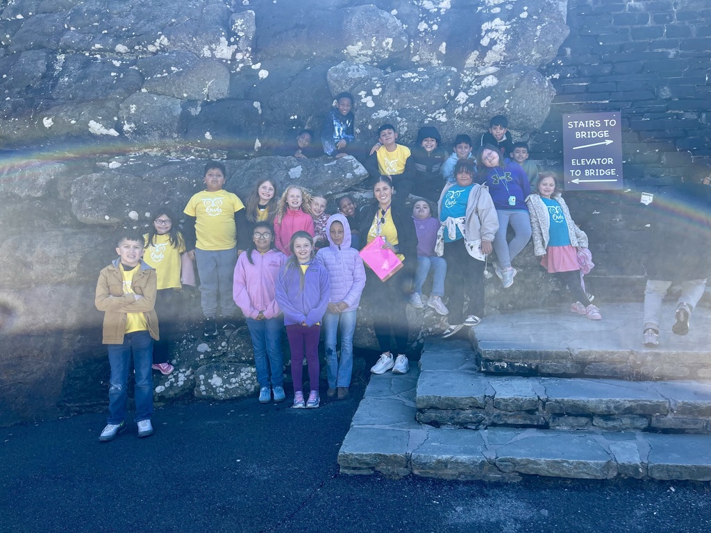 Monday was an unforgettable day for our 3rd graders as they traveled to Grandfather Mountain for an exciting field trip! ⛰️  Students had the opportunity to explore one of North Carolina’s most beautiful natural landmarks and take in the breathtaking views from the famous Mile High Swinging Bridge. For many students, it was their first time experiencing such incredible mountain scenery!  A big thank you to our teachers, staff, and parents who helped make this day possible! 💙