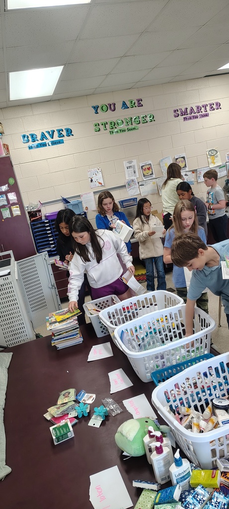 Shuford’s National Junior Beta Club has been hard at work preparing “Blessing Bags” for their upcoming visit to Abernethy Laurels Retirement Community. Filled with thoughtful items and heartfelt care, these bags are a small way our students are showing kindness, compassion, and a commitment to serving others. We are so proud of our Beta members for taking the time to give back and make a positive impact in the lives of others. Their dedication truly reflects the spirit of leadership and service! 💙