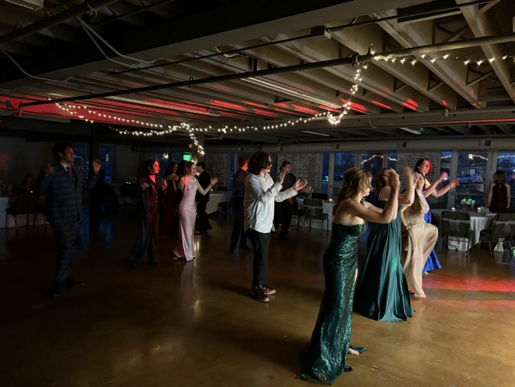 DHS students dancing