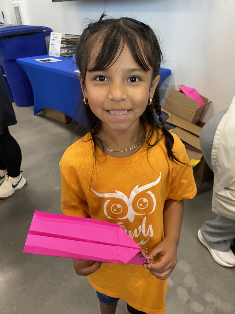 Shuford’s 1st graders had an amazing time on their field trip to the Sullenberger Aviation Museum! Students explored the fascinating world of aviation, learning about airplanes, flight, and the incredible history behind them.  From hands-on exhibits to seeing real aircraft up close, our young learners were full of curiosity and excitement as they discovered how things take to the skies. It was a day filled with learning, exploration, and unforgettable experiences!  We are so proud of our students for representing Shuford so well and making the most of this incredible opportunity! 💙✈️