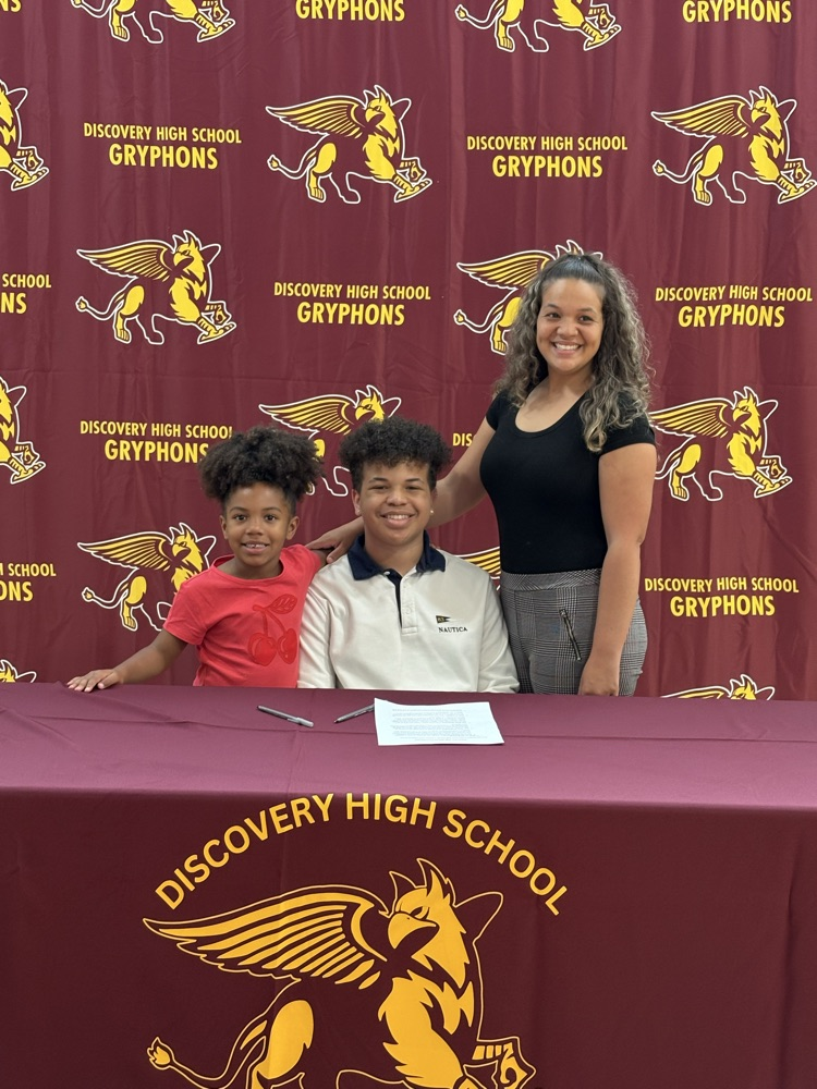 DHS Signing Day