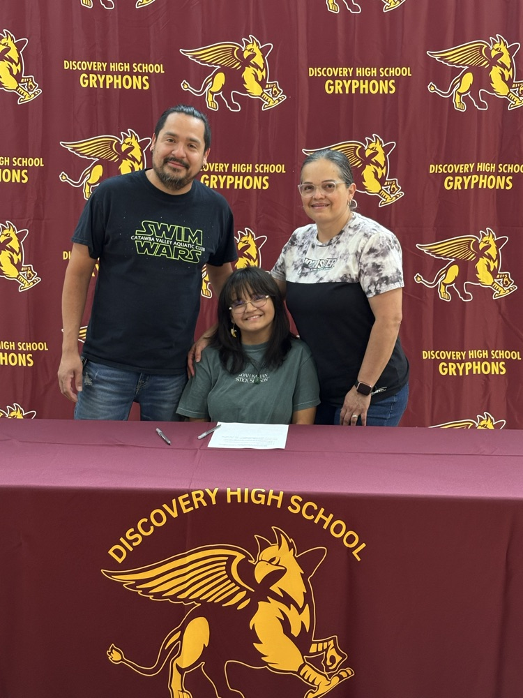 DHS Signing Day