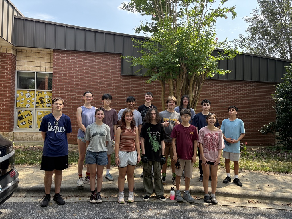 14 wonderful DHS students who helped with our campus clean up