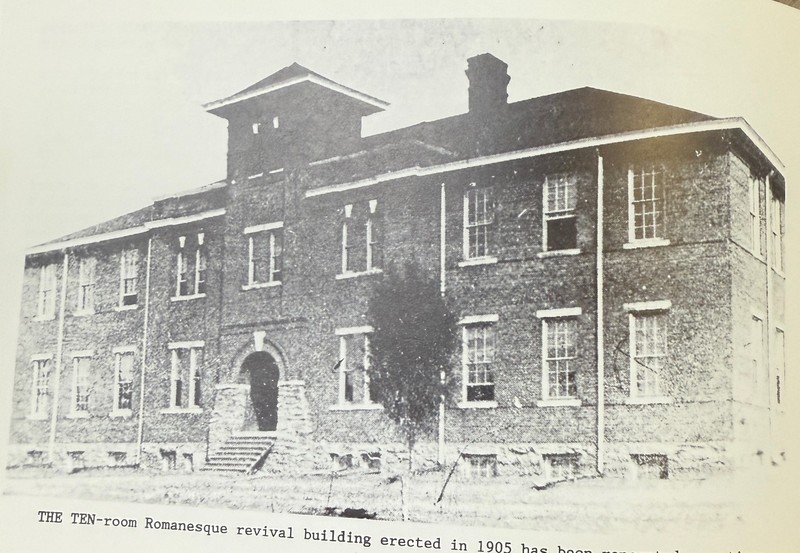 Newton Graded School