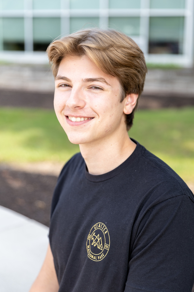 a picture of student wearing a black shirt
