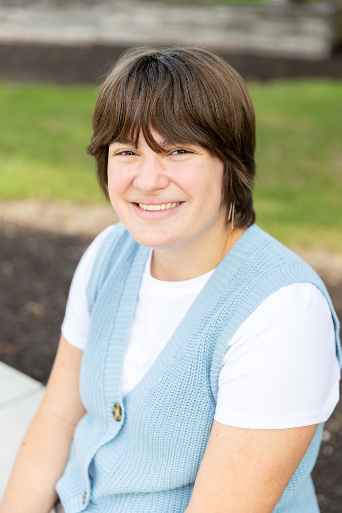 a picture of a girl smiling