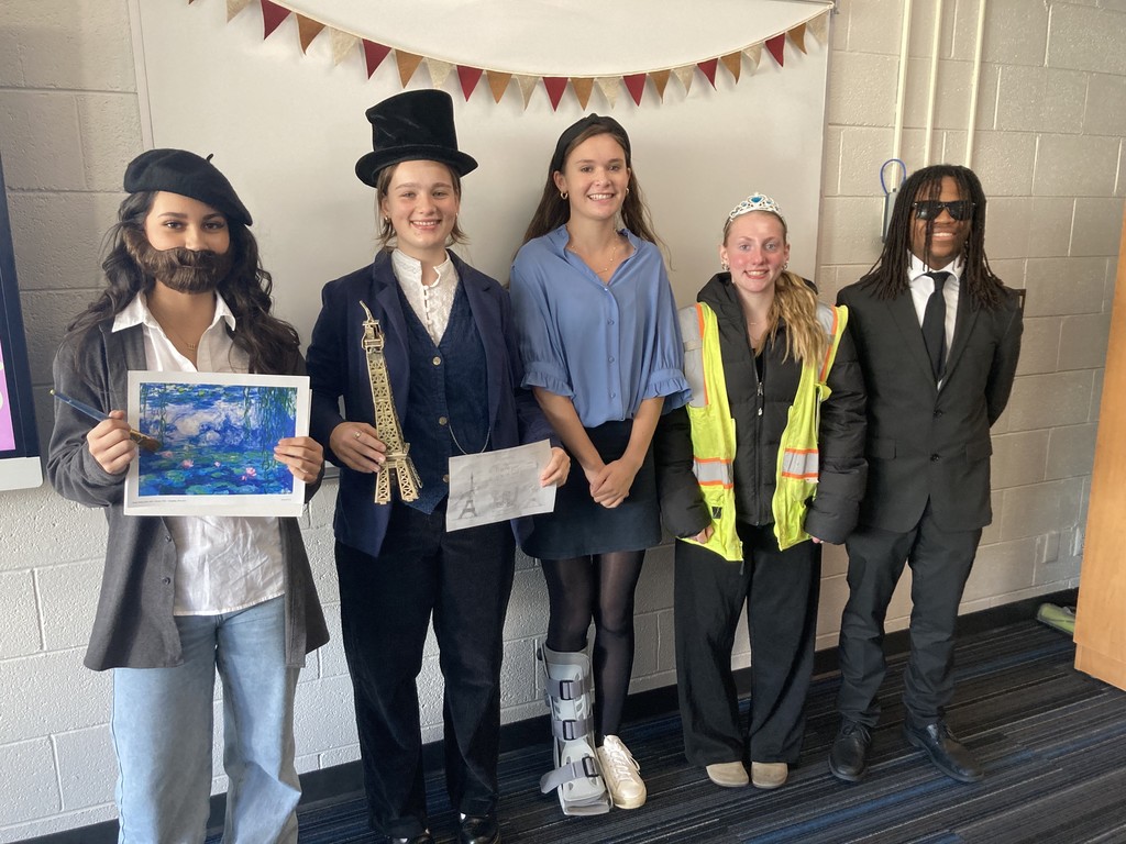 students dressing up for halloween