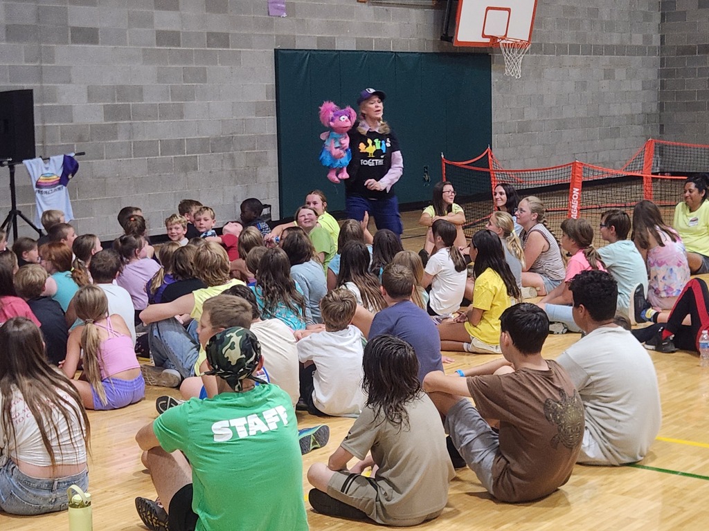 Abby Cadabby and Leslie Carrara from Sesame Street at Kids Camp