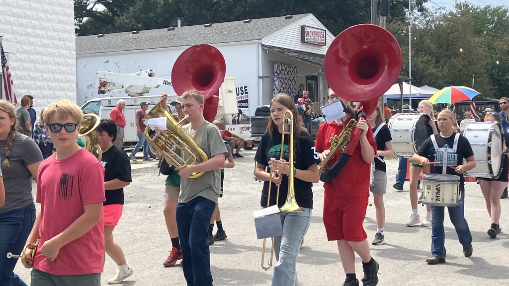 Band performing at the fair