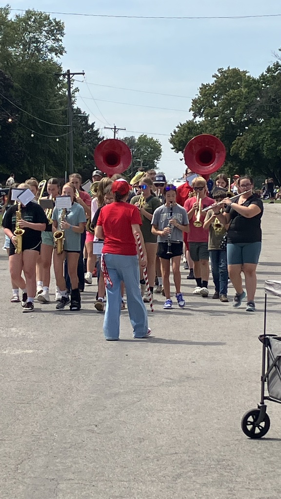 Band performing at the fair