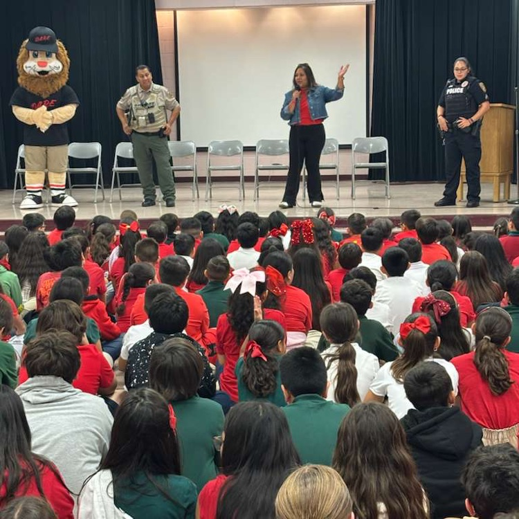 Red Ribbon 🎀 Week 