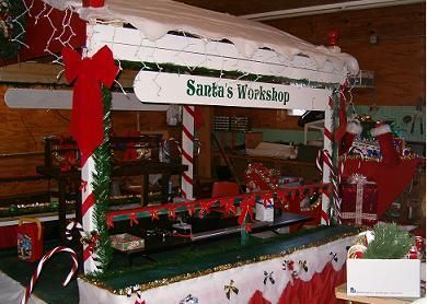 holiday lights parade 