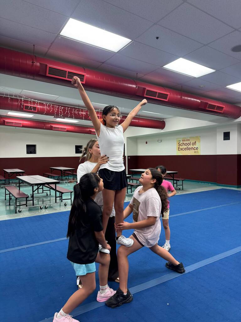 cheer 4