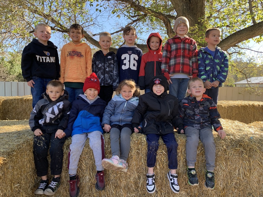 Kindergarten having fun at the Red River Pumpkin Patch