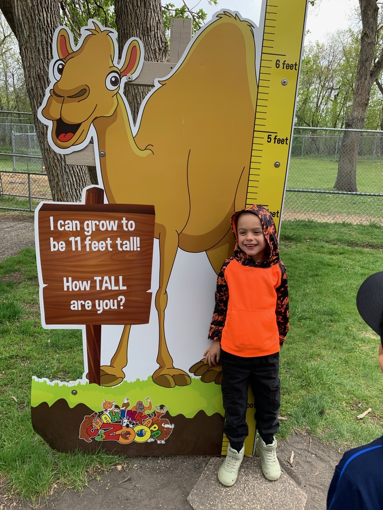 NCE Students visiting the Zoo!