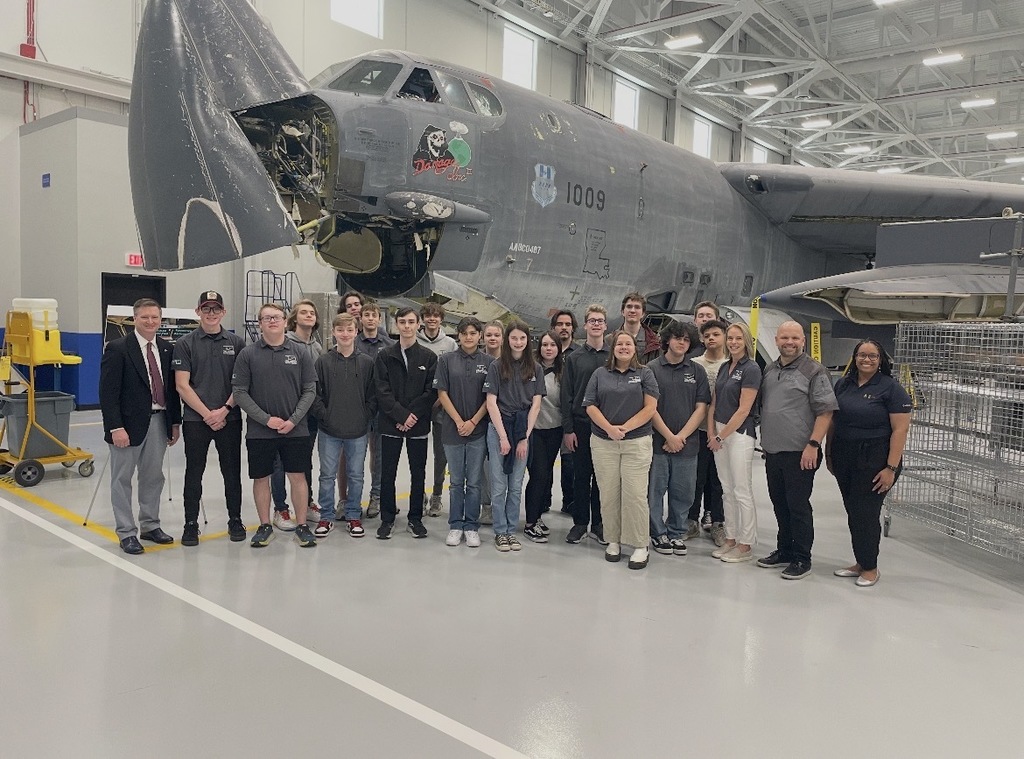 Several photos of OAA at Boeing