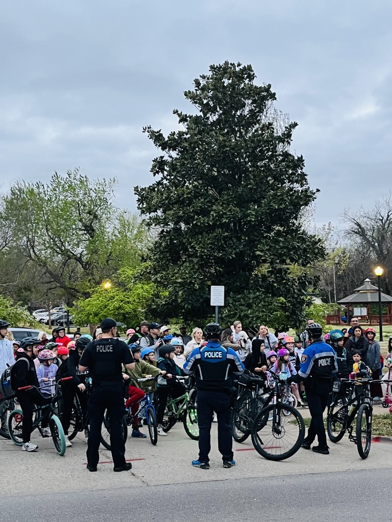 Various photos from McKinley PTO Bike, Walk and Roll to School Event