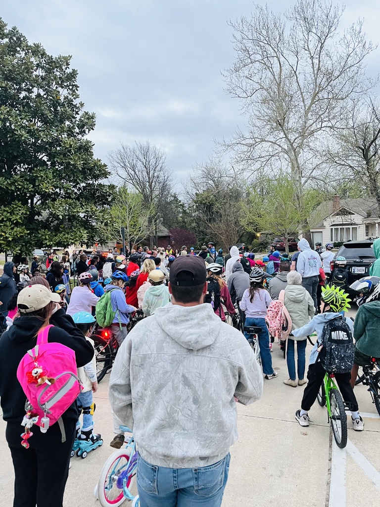 Various photos from McKinley PTO Bike, Walk and Roll to School Event